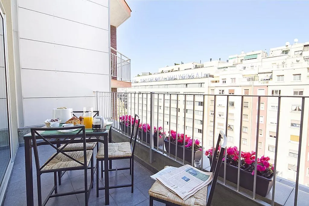 Charmsuites Paralel Barcelona Apartment