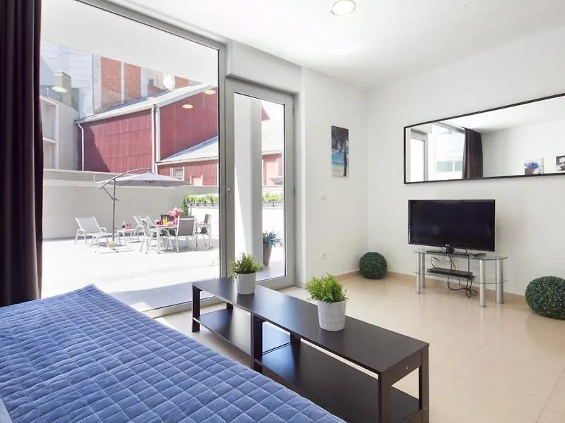 Charmsuites Paralel Барселона 0*,  Испания