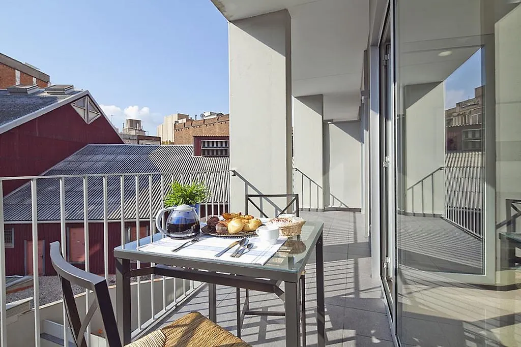 Charmsuites Paralel Барселона Апартаменты
